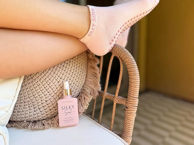 Silky Soul Moisturizing Silicone Socks for Dry Feet & Cracked Heels with Hydrating Tincture - Foot Softening & Heel Repair Treatment - Intensive Foot Repair (Pink, Large)