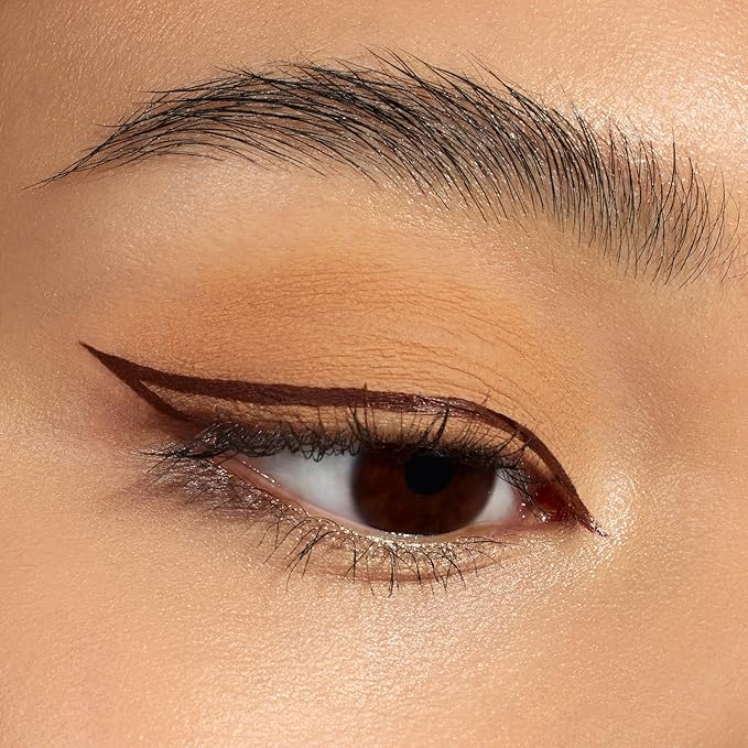 essence | Lash Princess Liner Brown | Smudge Proof, Matte Eyeliner with Ultra-Fine Brush Tip | Vegan & Cruelty Free