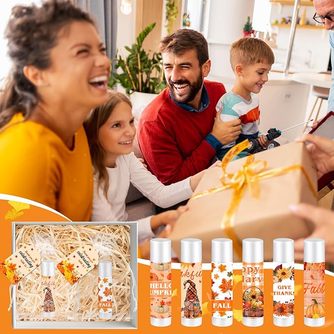 50 Set Fall Gifts Lip Balms Bulk Fall Party Favors 6 Assorted Flavors with 50 Organza Bags and Cards Autumn Pumpkin Maple Leaf Chapstick Thanksgiving Gifts for Women Men Coworkers Guest