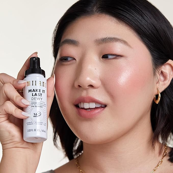 Milani Make It Dewy Setting Spray 3 in 1- Hydrate + Illuminate + Set & Make it Last Matte - Matte Finish Charcoal Setting Spray