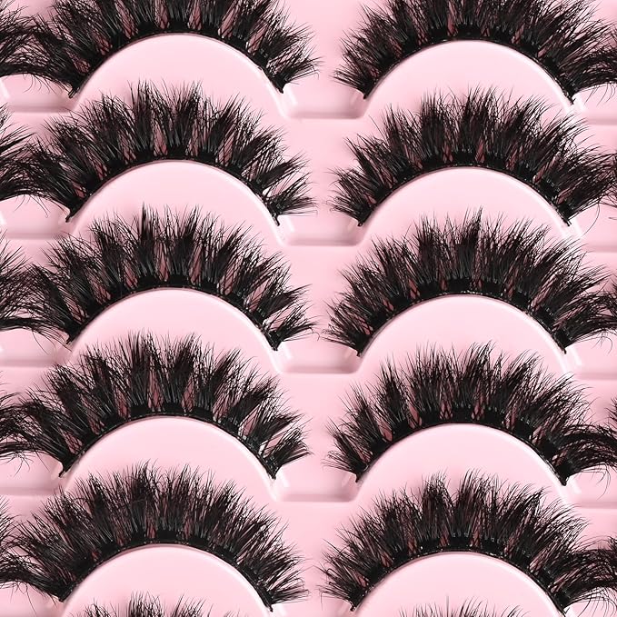FARRED Lashes Natural False Eyelashes Wispy Fake Lash Strips 30 Pairs Volume Cat Eye Mink Strip Eyelash Short Fluffy Easy Cateye Lashes for Beginners Full Eye Lash Natural Looking for Daily Makeup