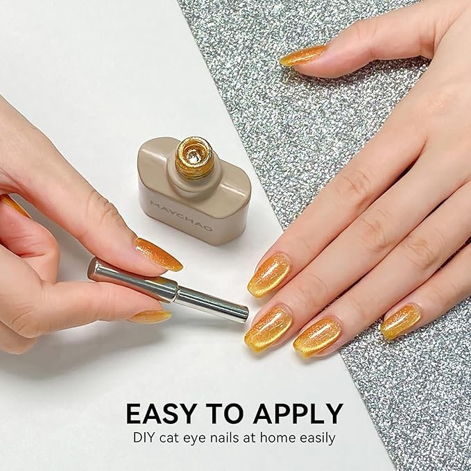 MAYCHAO 15ML Christmas Gold Cat Eye Gel Nail Polish 1Pc Jelly Golden Glitter Holopraphic Nail Polish Soak off Magnetic Shimmer Gel Polish for Nail Art Manicure Salon DIY at Home, 0.5 OZ