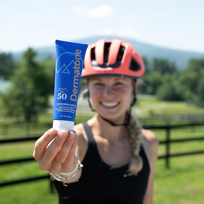 Dermatone Sport Sunscreen Lotion SPF 50 | with Vitamin C & Aloe | Water/Sweat Resistant (80 min) | Oxybenzone Free and Octinoxate Free | Non-Greasy | Moisturizing | 3oz Tube