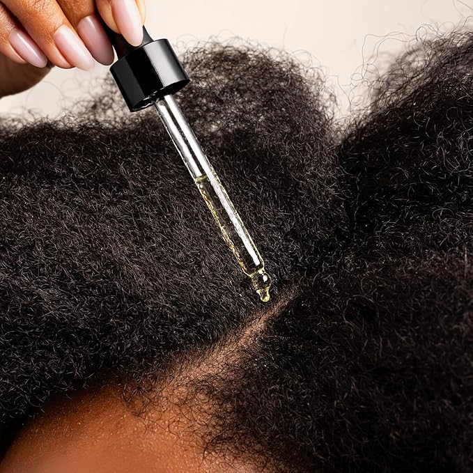 Cliganic Rosemary Hair & Scalp Oil with Biotin & Jojoba With Herbal Organic Ingredients - Serum To Smooth & Soften Frizzy, Damaged Hair, Split Ends & Dry Scalp, Promote Fuller-Looking Hair, 4 Fl Oz